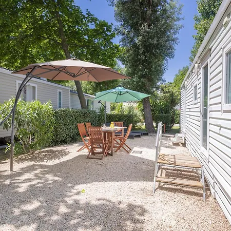 Holiday home Pour 4 Au Front De
